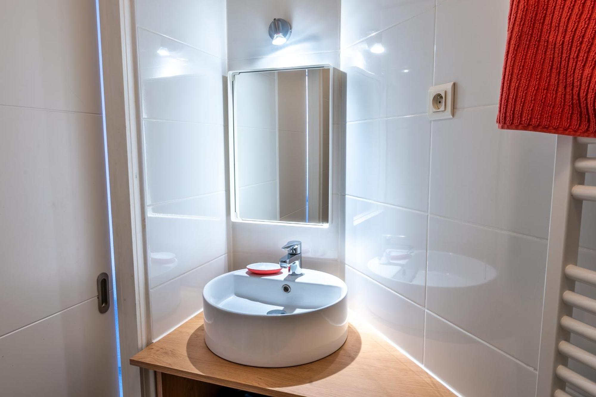 Apartamento Résidence Serenity--wifi--centre Ville--sanctuaires *